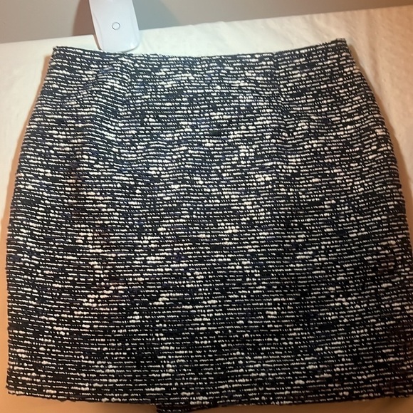 Forever21 tweed mini skirt size M full zipper down Asymmetrical - Picture 11 of 11